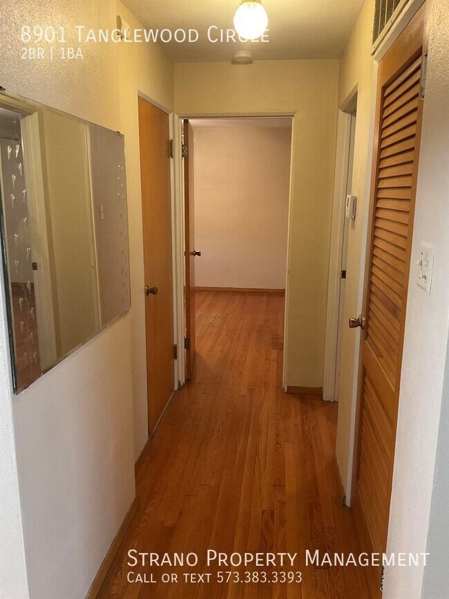 Building Photo - 8901 Tanglewood Cir