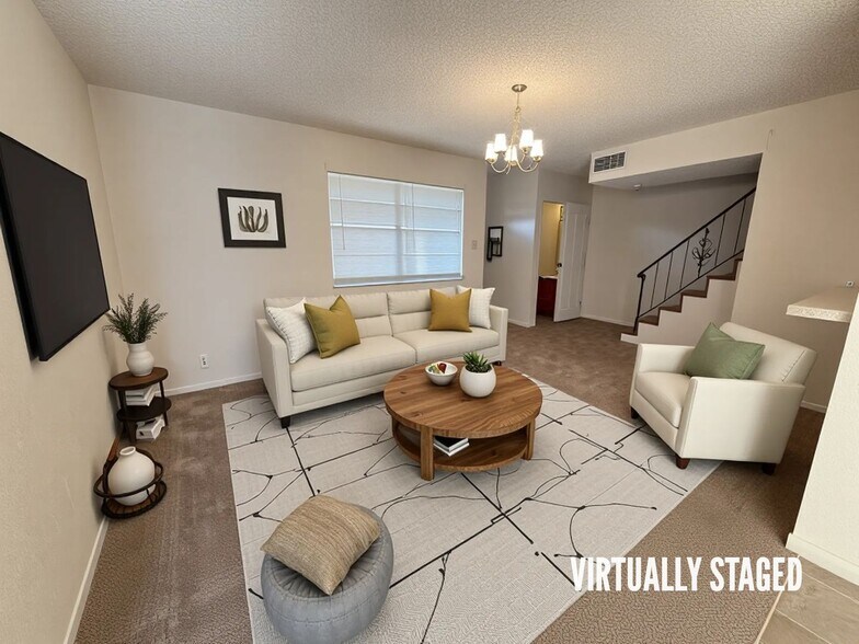 Building Photo - 3609 Hereford Ln