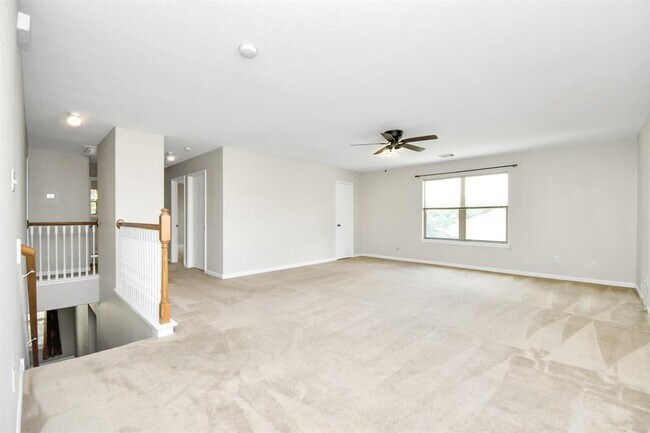 Building Photo - 6903 Oleander Grove Way