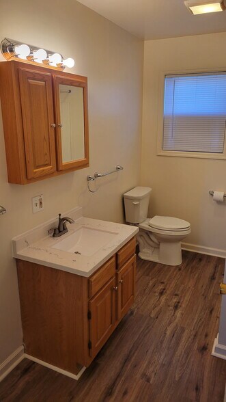 Building Photo - 1464 N 11th St