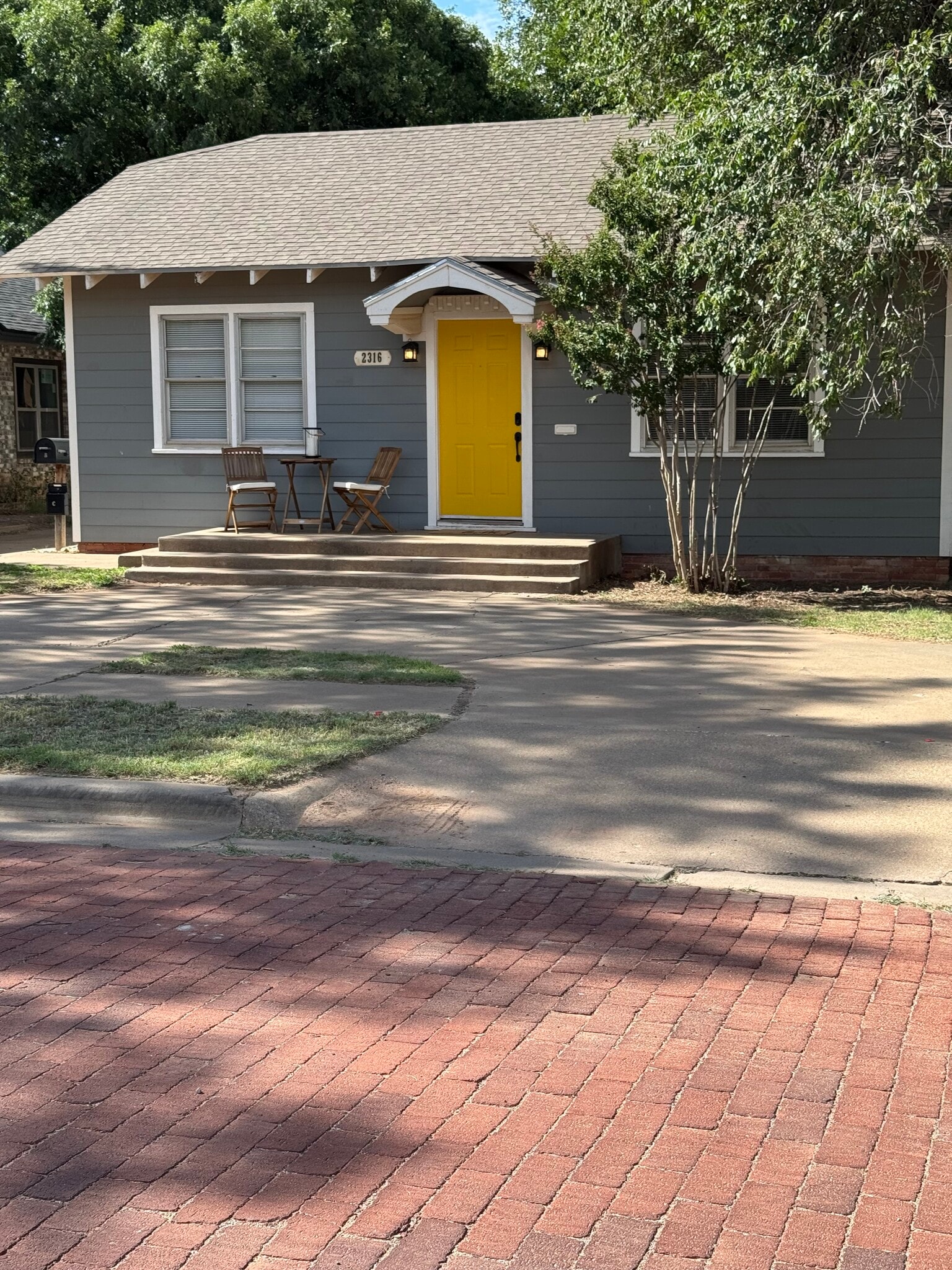 Brick streets 1.5 blocks to TTU Campus!! - 2316 14th St