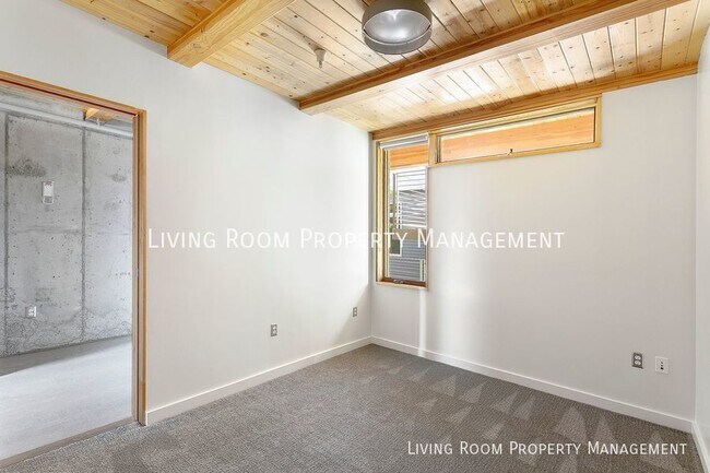 Building Photo - 4216 N Mississippi Ave