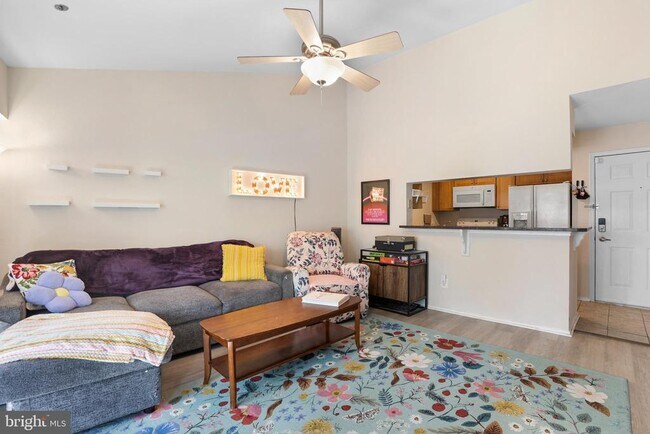 Building Photo - 3313 Wyndham Cir