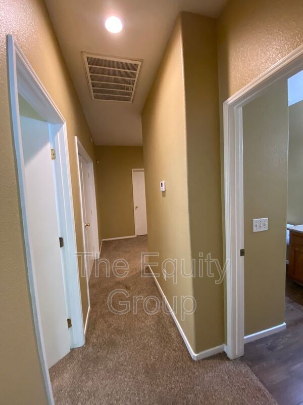 Building Photo - 2672 Tamas Ct