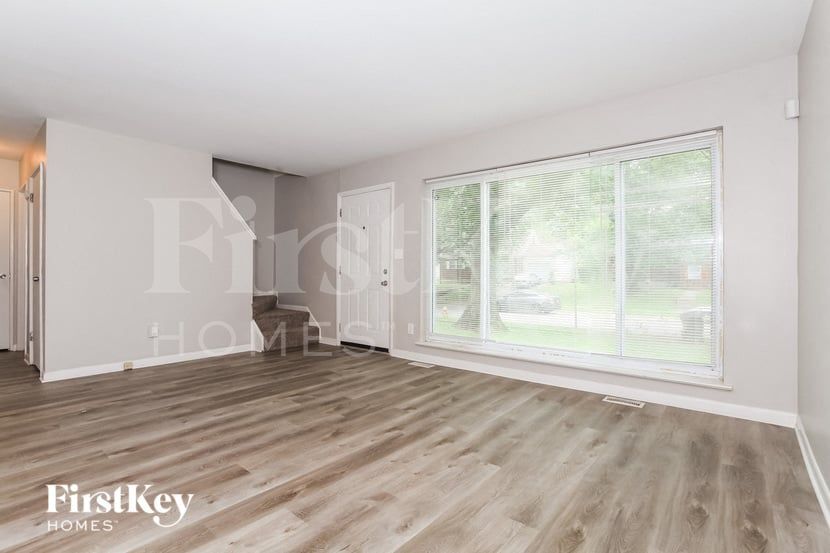 Building Photo - 11526 Framingham Dr