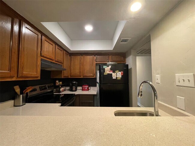Building Photo - 1404 Norwalk Ln