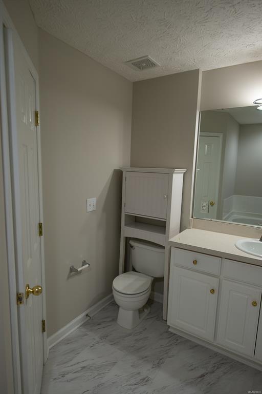 Building Photo - 325 James Dr