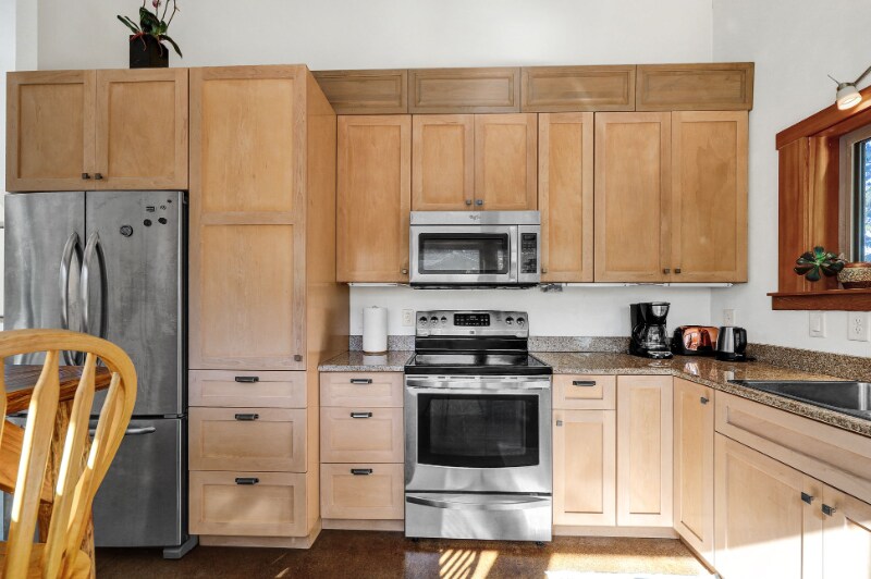 Building Photo - 2765 E 18th Ave