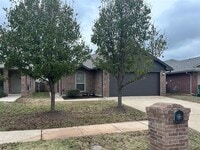 Building Photo - 2352 NW 197th St