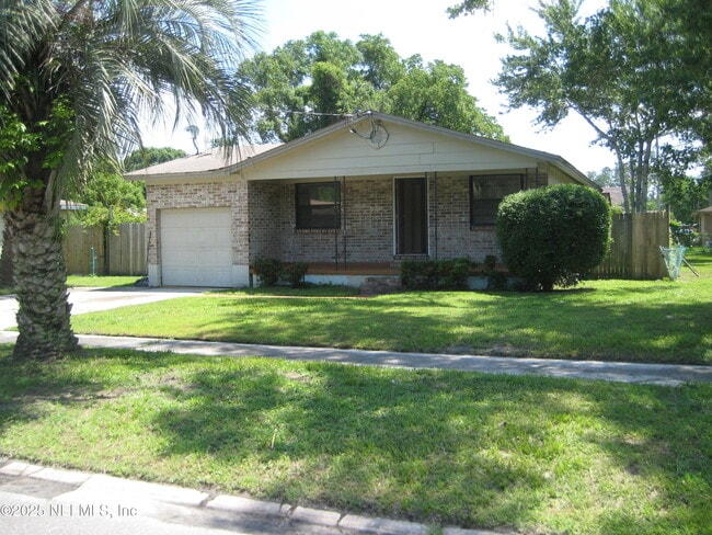 Primary Photo - 7451 John F Kennedy Dr W