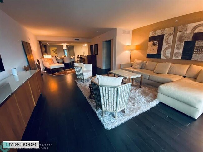 Building Photo - 9400 W Bay Harbor Dr
