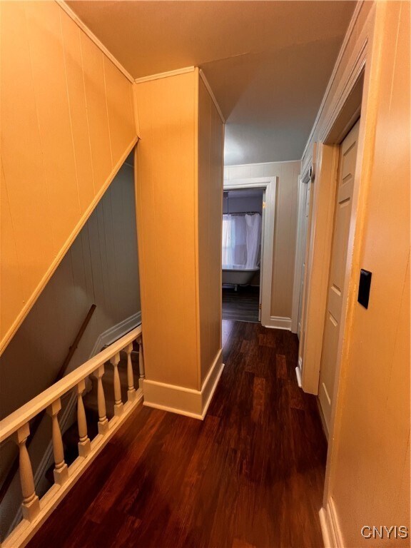 Building Photo - 927 Salina St