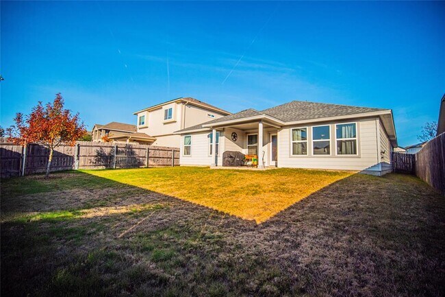 Building Photo - 9905 Comely Bnd