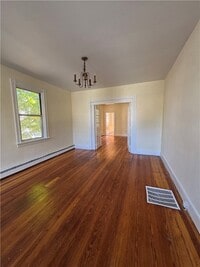 Building Photo - 58 Roanoke St