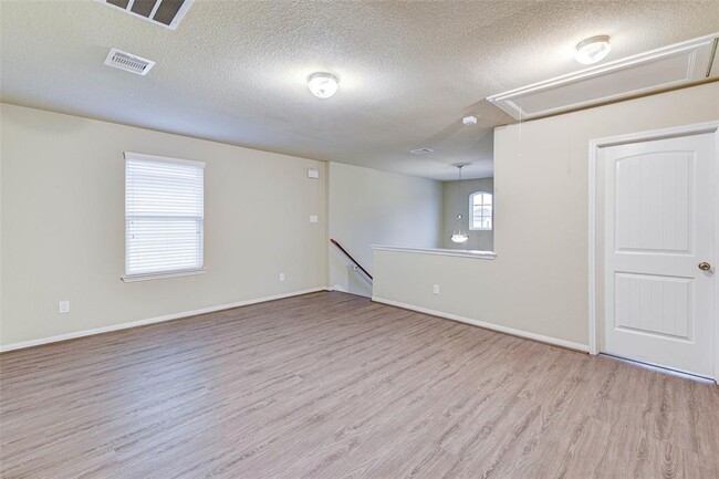 Building Photo - 5915 Nodaway Creek Ct