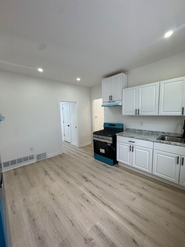 Building Photo - 3457 N 2nd St