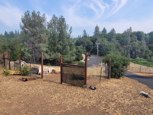 Building Photo - 3700 Sweetwater Trail