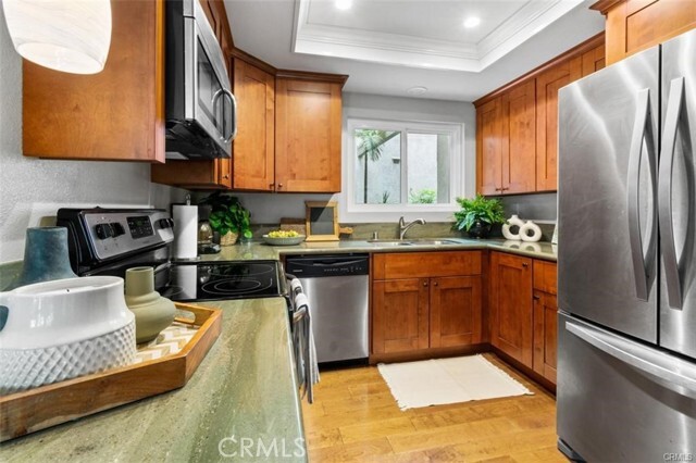 Building Photo - 2401 Via Mariposa W