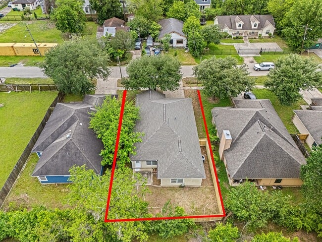 Building Photo - 3521 Lydia St