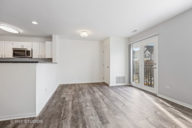 Building Photo - 244 Brahms Ct