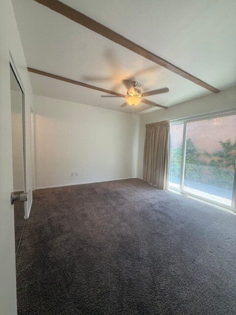 Building Photo - 39905 Estates Rd