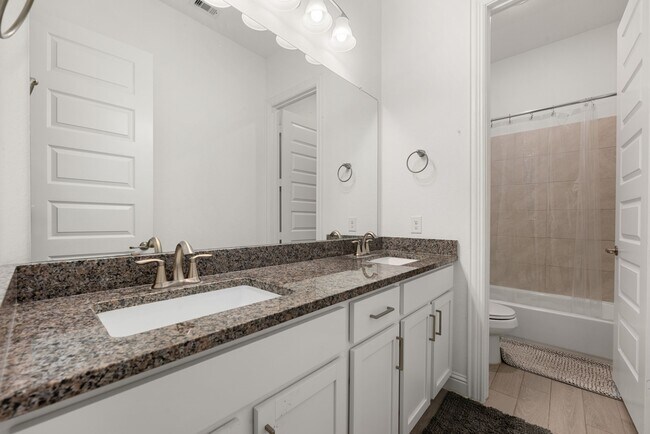 Building Photo - 31611 Donoso Dr