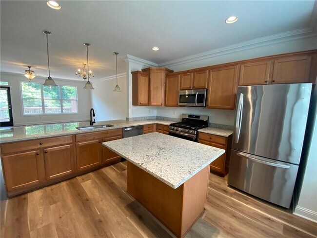 Building Photo - 3231 Greenwood Oak Dr