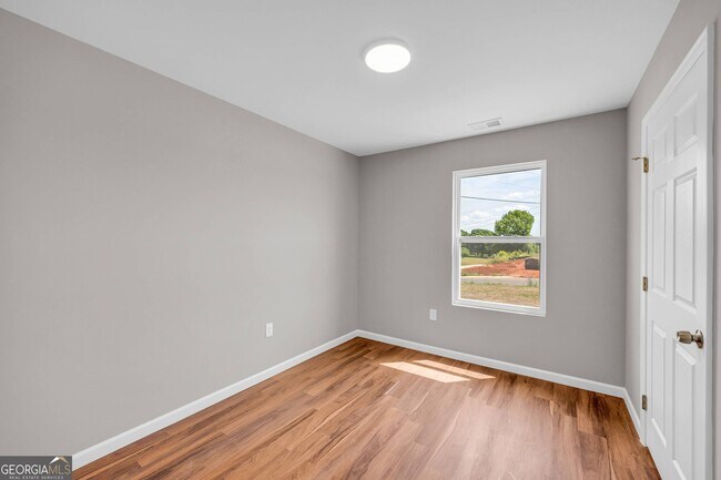 Building Photo - 130 ADALINE COURT