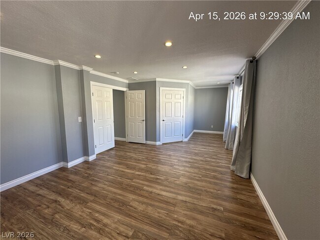 Building Photo - 8848 Hampton Green Ave