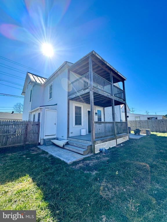 Building Photo - 508 E Main St