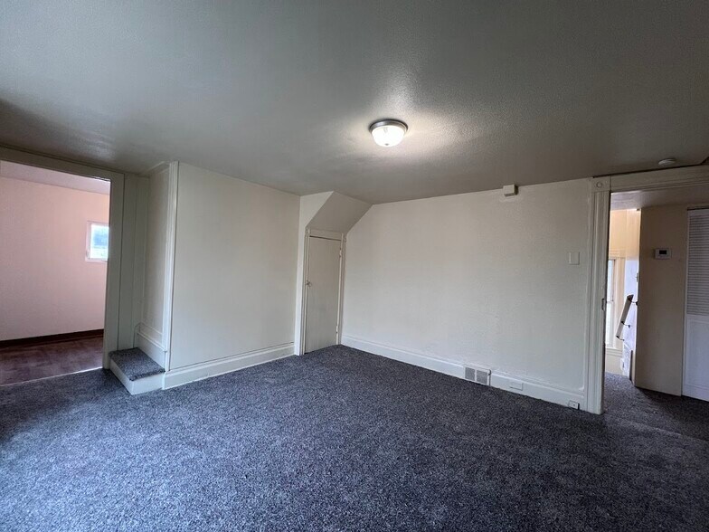 Building Photo - 542 Ohio Ave