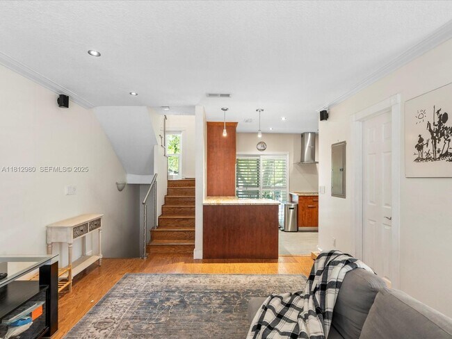 Primary Photo - 3097 Bird Ave