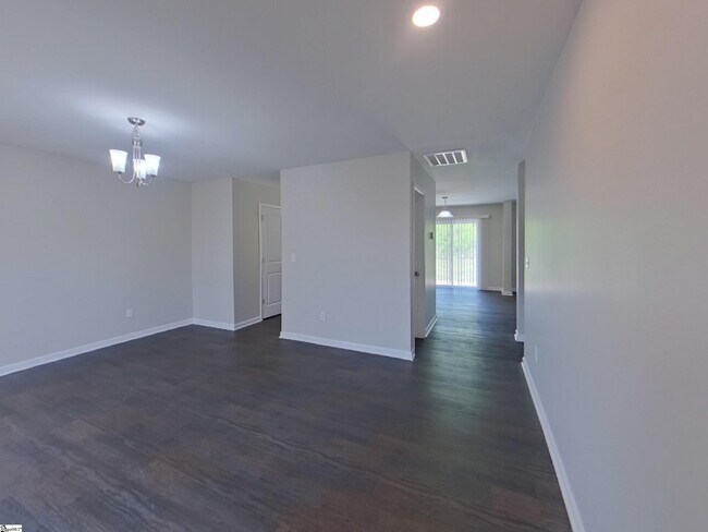 Building Photo - 260 Miller Dr