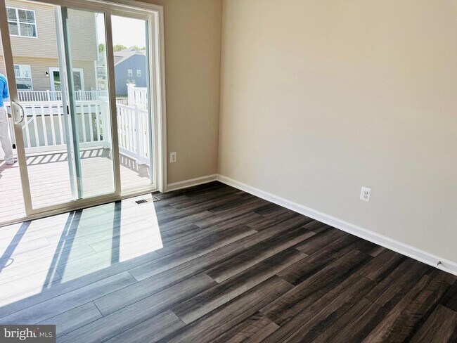 Building Photo - 12 BROOKFIELD Mews