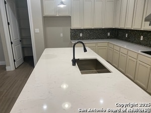 Building Photo - 4803 Viewcrest Rd