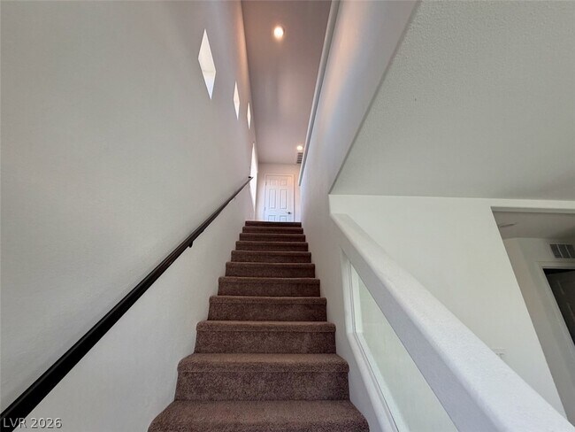 Building Photo - 7748 Pacific Dunes St