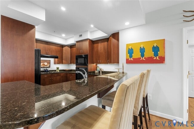 Building Photo - 4940 Old Main St