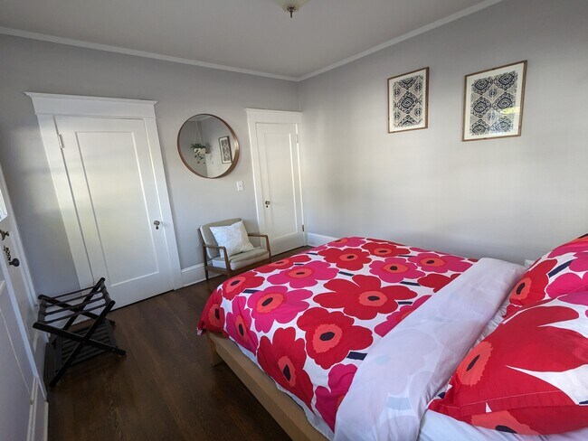 Main Floor Bedroom - 1974 SE 24th Ave
