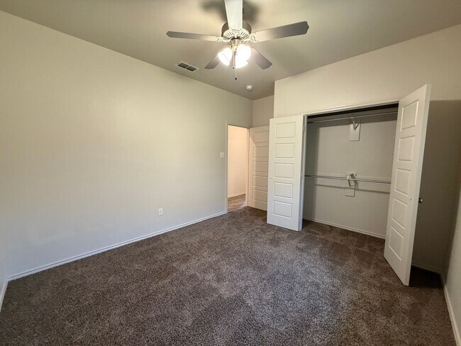 Building Photo - Luxury Town House in Southwest Lubbock