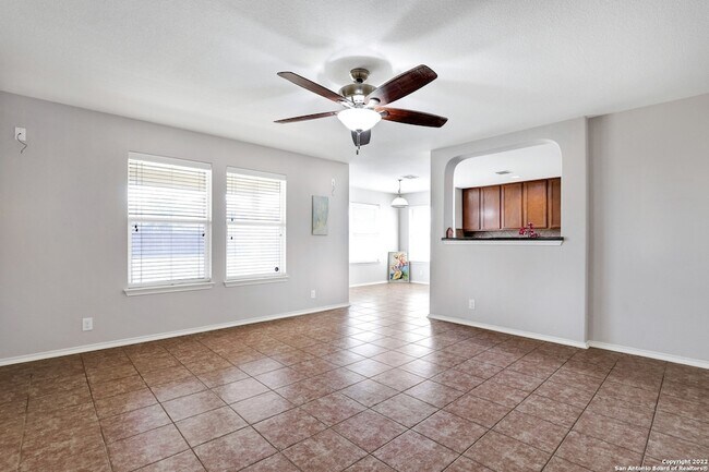 Building Photo - 547 Red Quill Nest