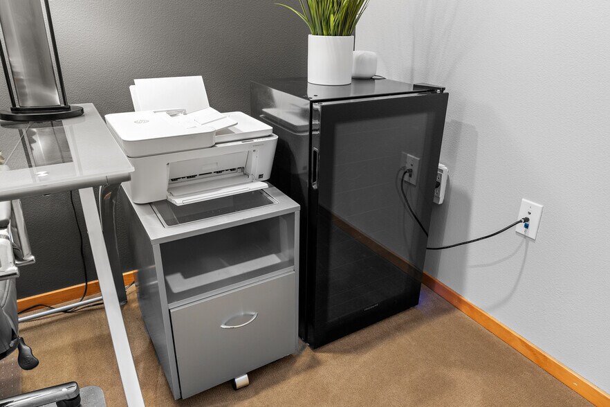 Building Photo - 1125 NW 9th Ave