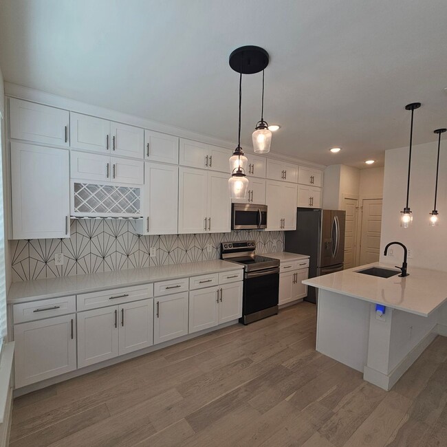 Building Photo - 7305 Bree Ct