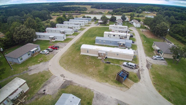 Building Photo - Stewart Place Estates