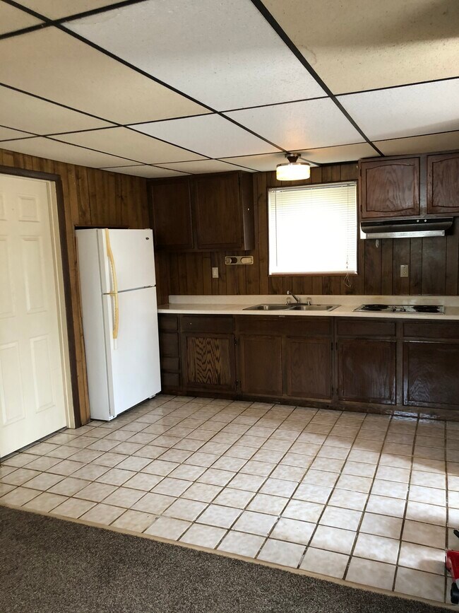 Building Photo - 1003 W Virginia Ave