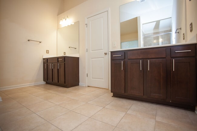 Building Photo - 6469 Panasa Ct