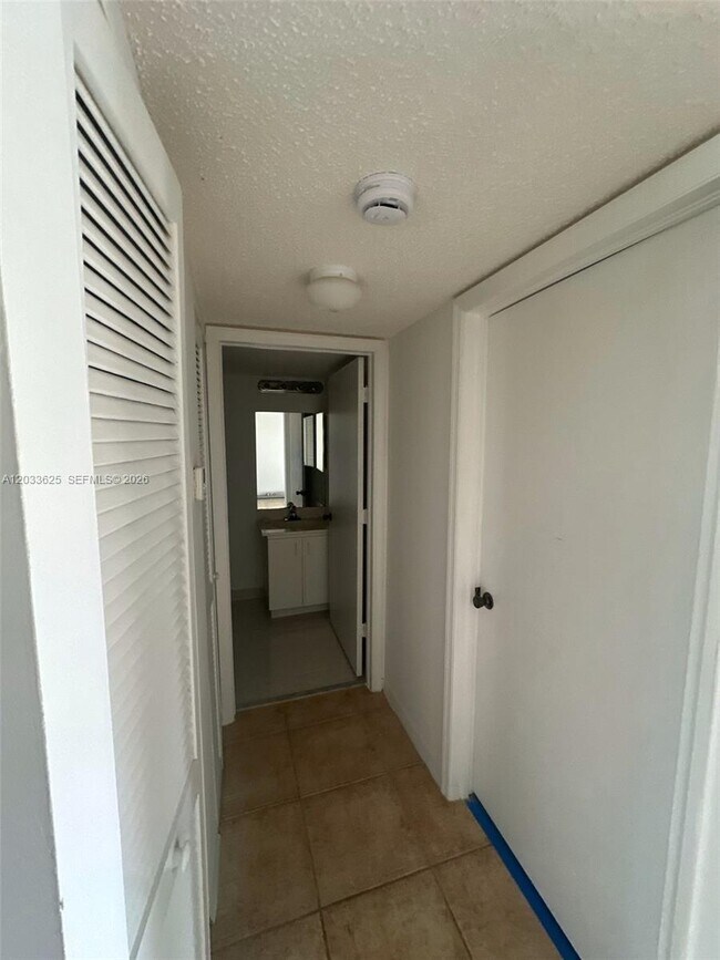 Building Photo - 13120 SW 64th Terrace