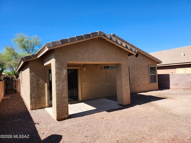 Building Photo - 4123 E Coolbrooke Dr