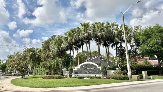 Building Photo - 5952 NW 47th Terrace