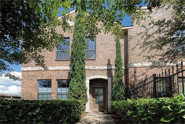 Building Photo - 1414 Emancipation Ave