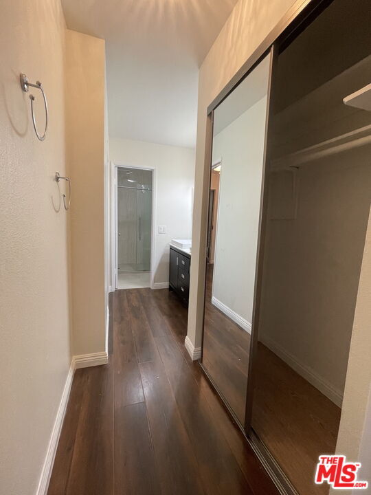 Building Photo - 8535 W Knl Dr